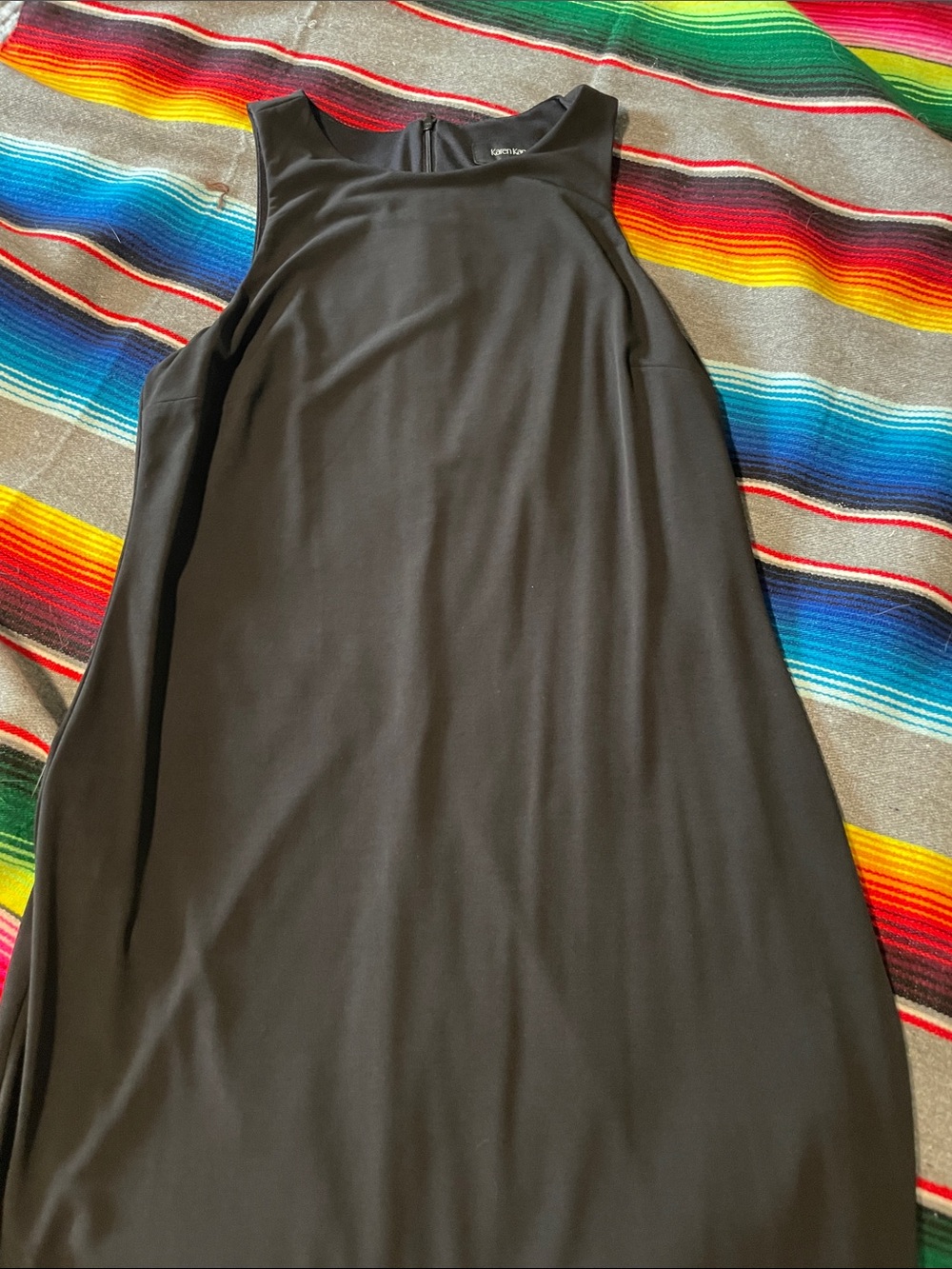 Classic style Karen Kane Black Sleeveless Midi Dress